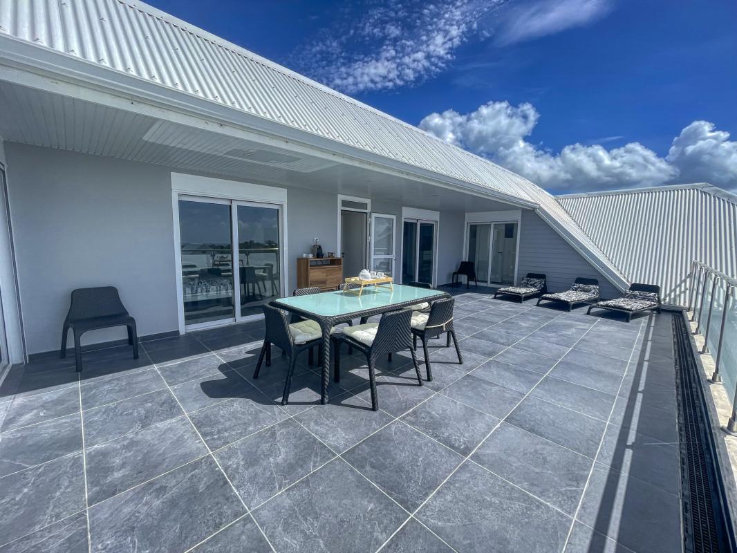 32.Location villa piscine vue mer St François Guadeloupe_Terrasse Etage